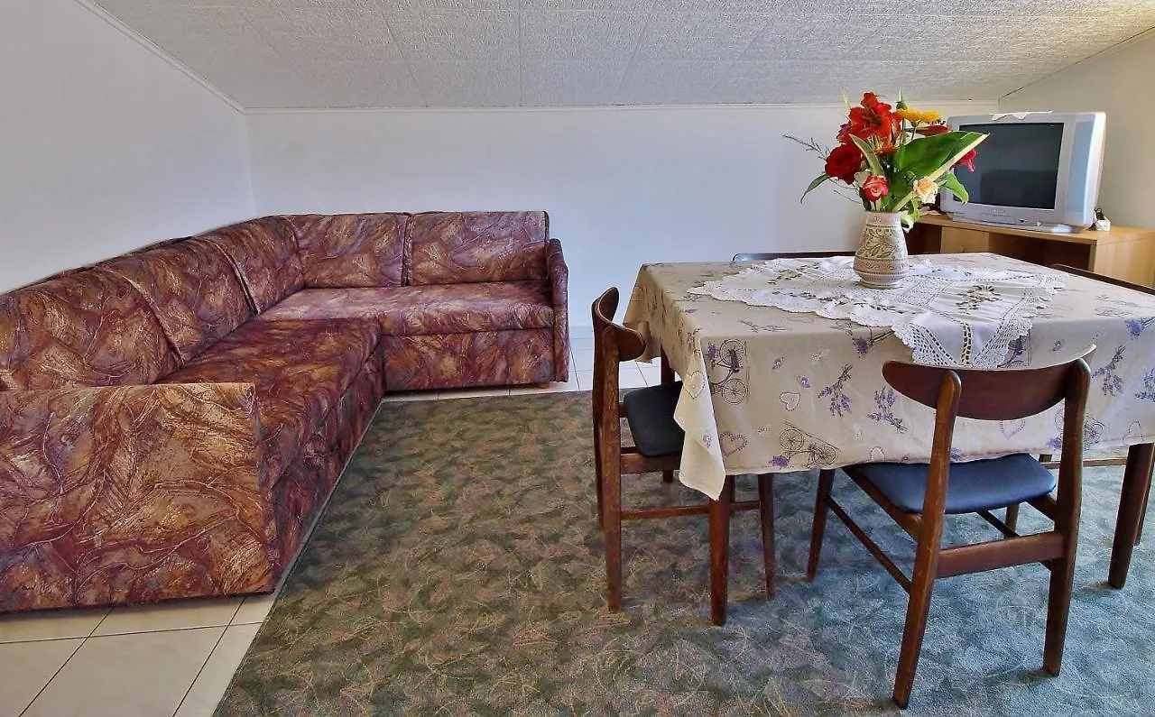 Unterkunft Kata Mit Panoramablick Auf Die Stadt Rab Apartamento